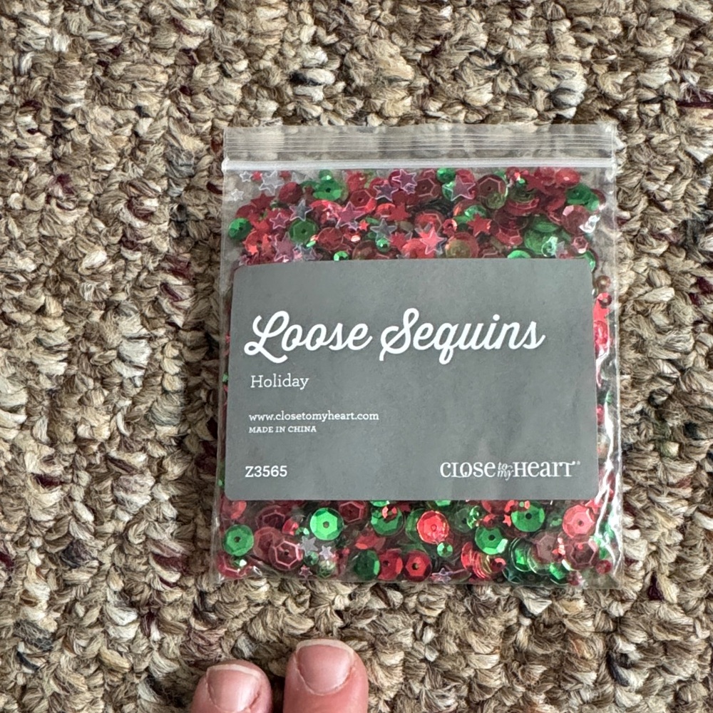 Festive Holiday Loose Sequins - Red and Green by Close to My Heart